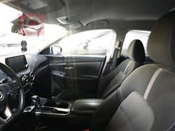 نیسان سێنترا